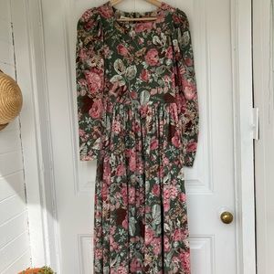 Incredible 80s vintage Laura Ashley dress